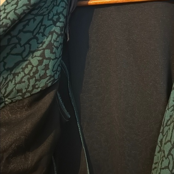 Danny & Nicole  Green Patterned Women's Jacket 18W - Picture 4 of 5